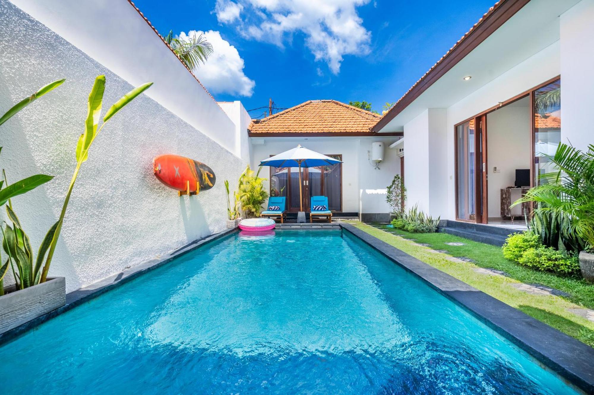 4-Bedroom Pool Villa Near Seminyak Center Buitenkant foto