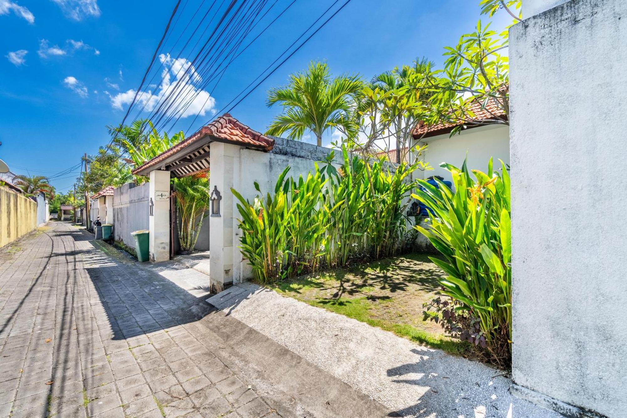 4-Bedroom Pool Villa Near Seminyak Center Buitenkant foto