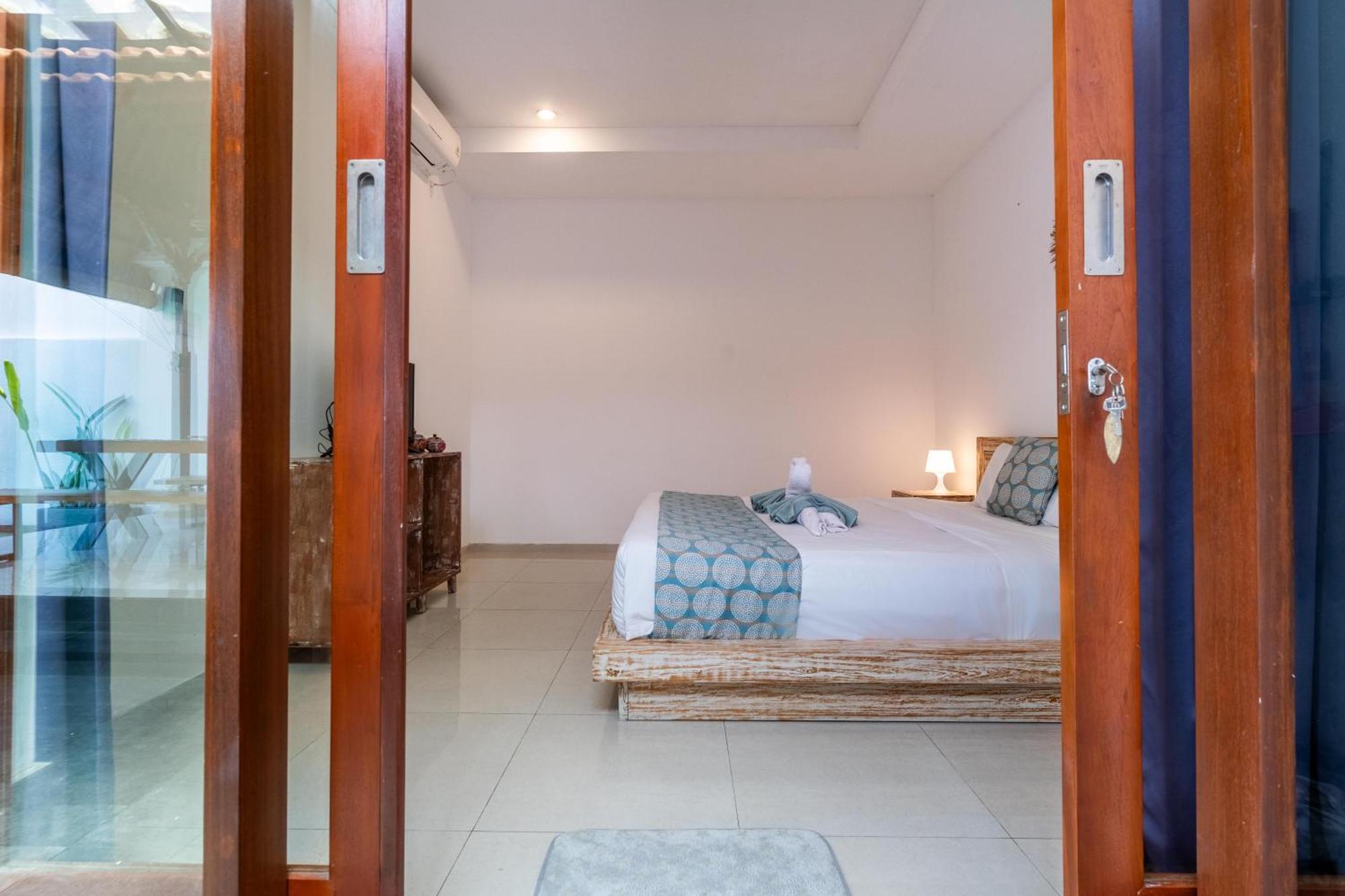 4-Bedroom Pool Villa Near Seminyak Center Buitenkant foto