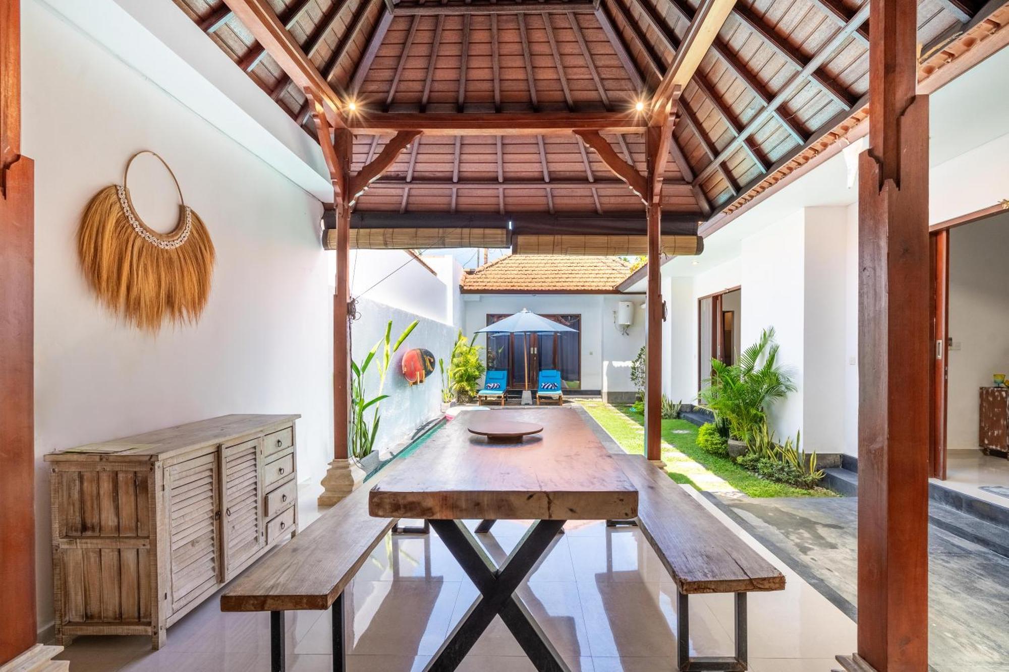 4-Bedroom Pool Villa Near Seminyak Center Buitenkant foto