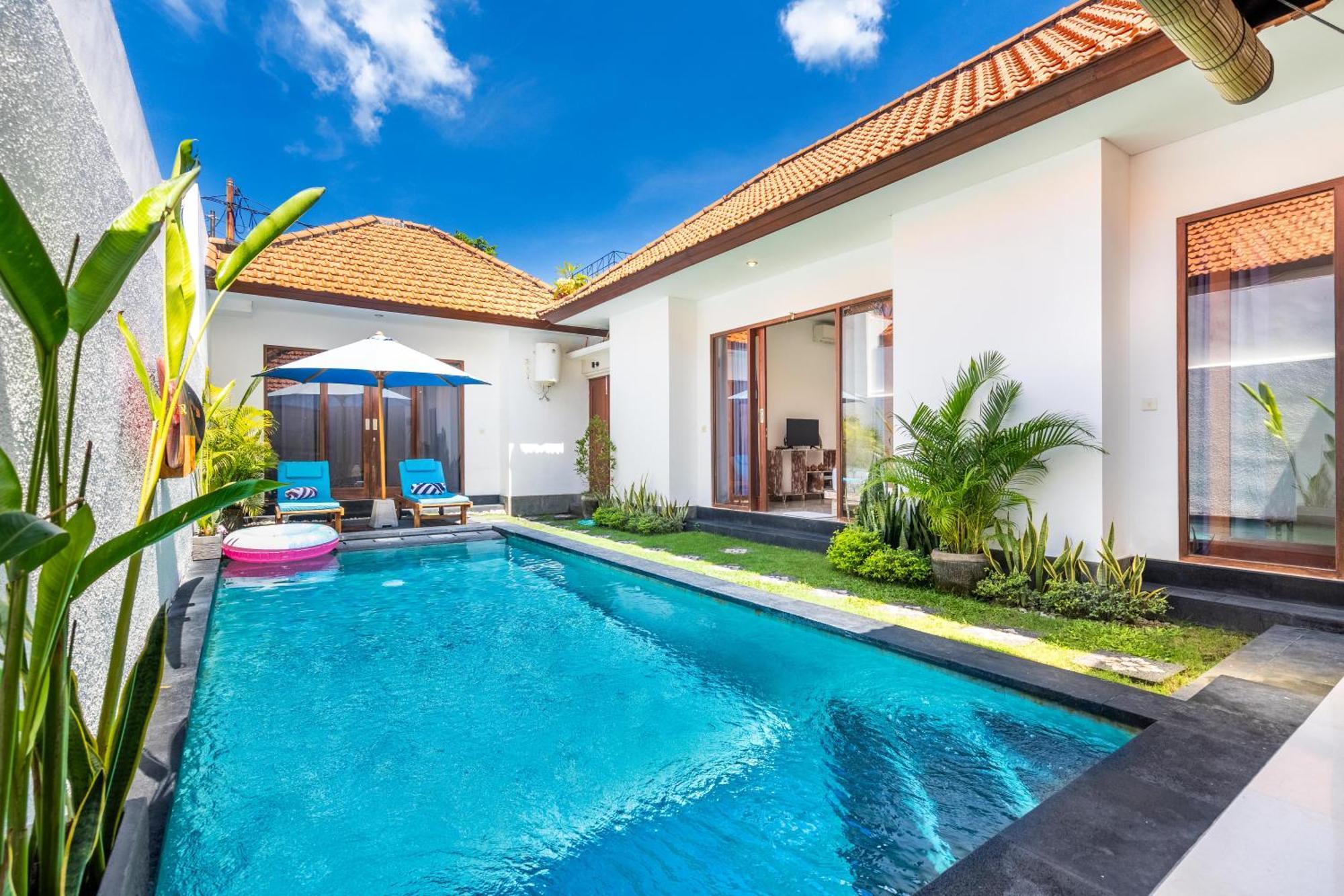 4-Bedroom Pool Villa Near Seminyak Center Buitenkant foto
